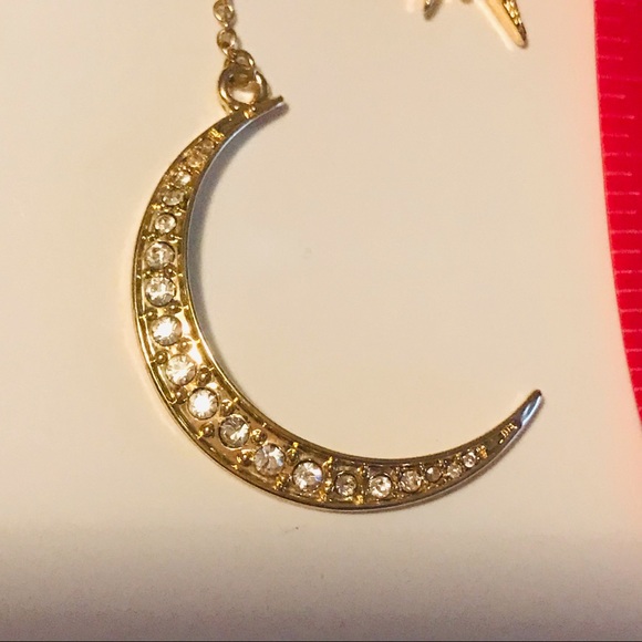 THUNARAZ | Stunning Earrings! - Picture 8 of 8